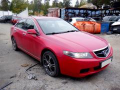 Honda Accord CL Pre-Facelift 4D Sedan 2.0i MT5 Comfort