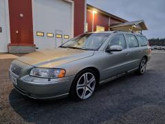 VOLVO V70 II 2.4b 140hv