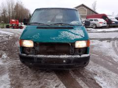 Volkswagen Transporter Syncro 2,5TDI lyhyt-00