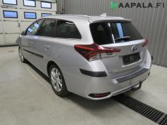 Toyota Auris 1.8i Hybrid Farm