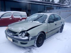 Toyota Avensis T22 Pre-Facelift 4D Sedan 1.6i MT5 Terra