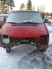 Volkswagen Transporter 2,5TDI pitkä -97