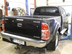 TOYOTA HILUX Avolavakuorma-auto (BA) 2ov 2494cm3