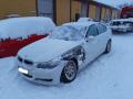 Kuva 1: BMW 3-sarja E90 318D valkoinen 2012