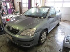 Toyota Corolla 1.6VVti HB. -02
