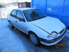 Toyota Corolla 1.3 Terra sedan -98 EE111L-AEMDKW