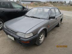 Toyota Corolla 1.3 sedan -89