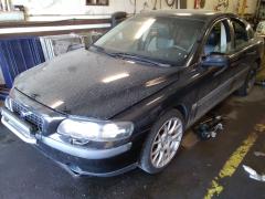 Volvo S60 T5 4D sedan -01