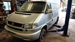 Volkswagen Transporter 2,5TDI lyhyt autom.-