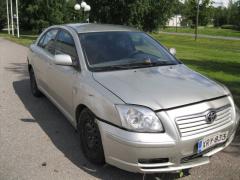 Toyota Avensis 2.2 D-Cat Tech Liftback -05 ADT251L-ALFEXW