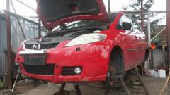 Mazda 5 CR19 1,8 -07 punainen tila-auto