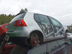Volkswagen Golf V HB-06