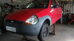 Ford Ka 1,3 i -00 3-ov punainen