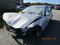 BMW E 90 318 i -08