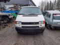 Kuva 1: Volkswagen Transporter 2,5 TDI AUTOM. 2002