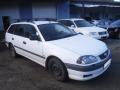 Kuva 1: Toyota Avensis T22 Facelift 5D STW 1.8VVT-i MT5 Terra 2001