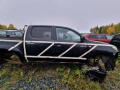 Kuva 1: Toyota Hilux 2.5D4D 4WD 4.OVINEN 2009