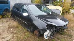 Volkswagen Golf V 1.6 -06 5-ov HB musta