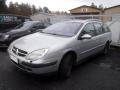 Kuva 1: Citroen C5 I 5D Break 2.0i MT5 2003