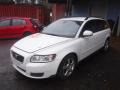 Kuva 1: Volvo V50 5D STW 2.0D Powershift Kinetic 2010