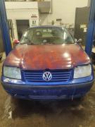 Volkswagen Bora 1.6 16V -02