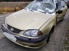 Toyota Avensis 1.6VVT-i sedan -01