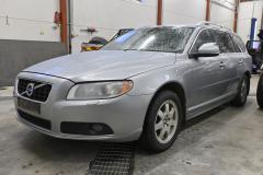 VOLVO V70 III (BW) D3 / D4 2013 163hv