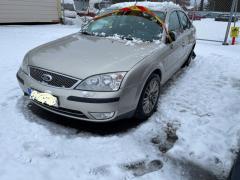 Ford Mondeo sedan 1,8sci