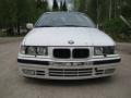 Kuva 1: BMW E36 320i 24v sedan 110kw 1992