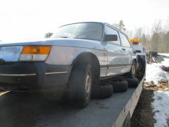 Saab 900