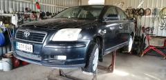 Toyota Avensis -03 2.0 D-4D sedan musta