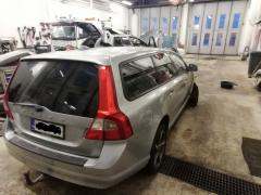 Volvo V70 2,4D -08VM