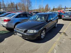 Volvo V70 2.4 -01