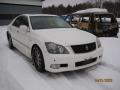 Kuva 1: Toyota Crown 3.5 V6 2007