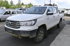 Toyota Hilux 2400CC DIESEL TURBO
