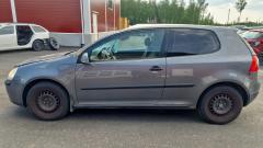 Volkswagen GOLF V 1.6 FSI 3 ovinen