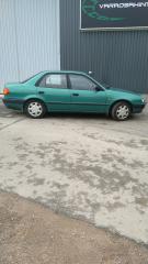 Toyota Corolla 1,3 sedan -99
