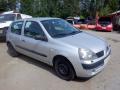 Kuva 1: Renault Clio II 3D HB 1.2i 16V MT5 2005