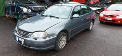 Toyota Avensis -02 LB