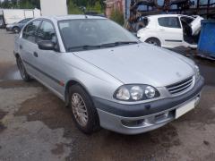 Toyota Avensis T22 Pre-Facelift 4D Sedan 2.0i MT5 Sol