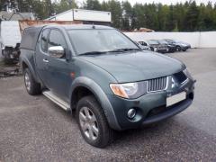 Mitsubishi L200 Pickup 2.5DI-D MT5 4WD Intense