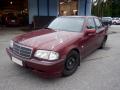 Kuva 1: MB W202 C180 4D Sedan 1.8i MT5 Esprit 2000