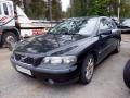 Kuva 1: Volvo S60 4D Sedan 2.4T A/T 2001