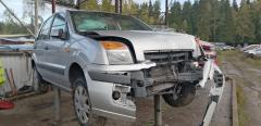 Ford Fusion 1,4 -09 harmaa 5-ov HB