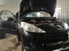 Peugeot 206+ 1,4 i -11 5-ov HB musta