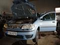 Kuva 1: Fiat Punto 1,2 60 5-ov vaal.sininen 2004