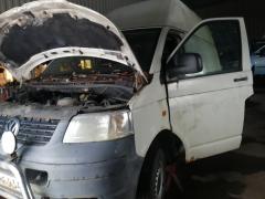 VW Transporter 2.5 TDI 4x4 korkea valkoinen