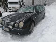 MB E 220cdi -02 farmari musta