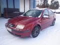 Kuva 1: VW Bora 4D Sedan 1.6i MT5 2000