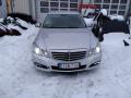 Kuva 1: Mercedes-Benz E 350 CDI Avantgarde Blue Effiency -09 sedan 2009